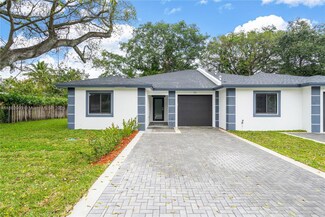 73 NE 163rd St, Miami, FL 33162