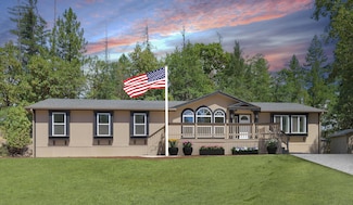 8164 Monument Dr, Grants Pass, OR 97526