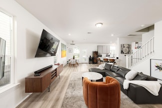 7105 Gray Catbird Dr Unit 52, Austin, TX 78744