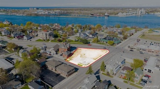 805 Pine Grove Ave, Port Huron, MI 48060