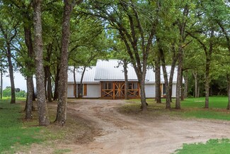 1402 Posey Brewer Rd, Sunset, TX 76270