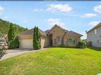2001 Forest Lakes Ln, Sterrett, AL 35147