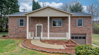 2711 Jordan Place, Hudson, NC 28638