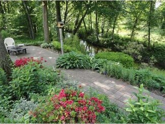 35 Plain Rd, Hatfield, MA 01038