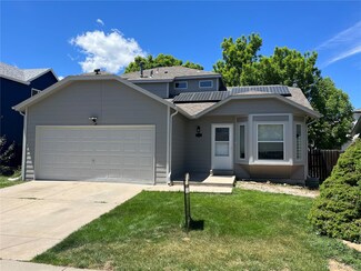 1690 Parkside Cir, Lafayette, CO 80026