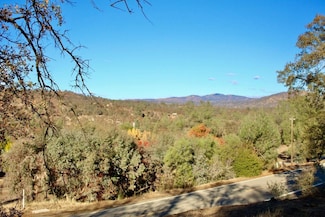 92 Road 400, Coarsegold, CA 93614