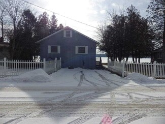 1010 4-H Rd, Derby, VT 05829