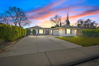 2532 Warrego Way, Sacramento, CA 95826