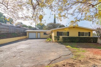 1325 E Alvarado St, Fallbrook, CA 92028
