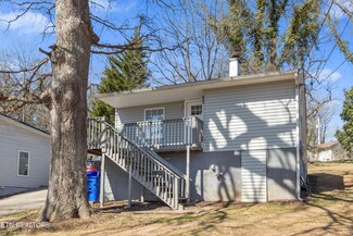 130 E Wadsworth Cir, Oak Ridge, TN 37830