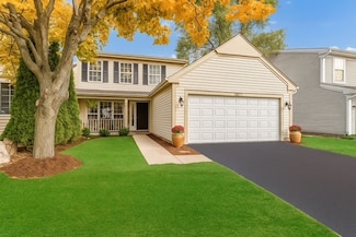 2321 Meadows Ln, Round Lake Beach, IL 60073