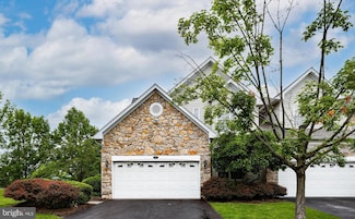 247 Torrey Pine Ct, West Chester, PA 19380