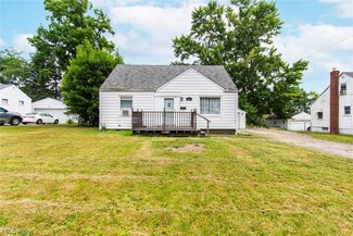 151 Omar St, Struthers, OH 44471