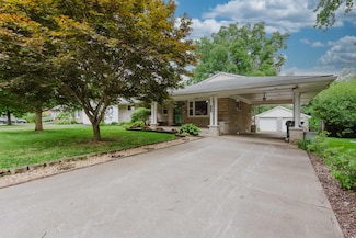 1729 Rosecrans Dr, Lexington, KY 40504