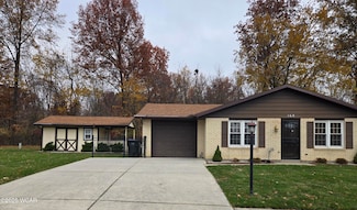 168 Lyre Bird Ln, Lima, OH 45801