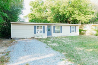 6456 Gaynell Ave, Milton, FL 32570