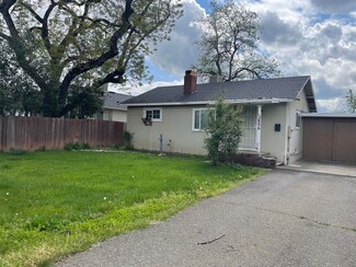 2896 East St, Anderson, CA 96007
