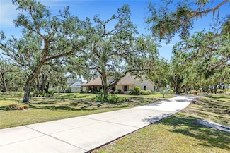7407 91st St E, Palmetto, FL 34221
