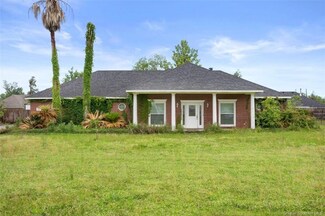 963 Mission Ln, Lake Charles, LA 70611