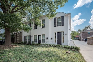 2536 S University Dr, Fort Worth, TX 76109