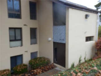 2034 Swallow Hill Ct Unit 427, Pittsburgh, PA 15220