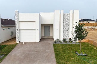 5408 Raven Lp, Laredo, TX 78046