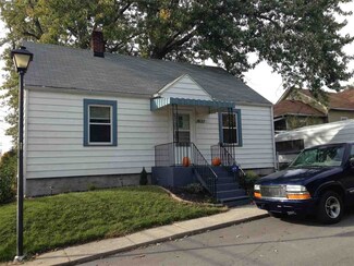 1633 Kelly Dr, Fort Wayne, IN 46808