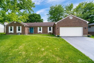 3361 Pebble Creek Dr, Beavercreek, OH 45432