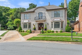 2954 Reynolds Square, Winston Salem, NC 27106