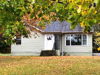 2399 S Cleveland Ave, Saint Joseph, MI 49085