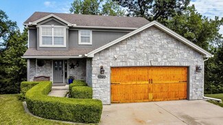 5015 N Strathbury Ave, Riverside, MO 64150