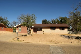 323 Fox Dr, Del Rio, TX 78840