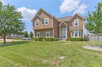 1200 SE 12th Terrace, Lees Summit, MO 64081