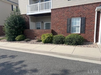 206 Capstone Dr Unit 104, Lynchburg, VA 24502