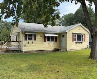 1037 Shaker Rd, Westfield, MA 01085