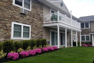 100 Terrace Rd Unit T09338, Bayport, NY 11705