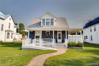 408 N Main St, Carrollton, IL 62016