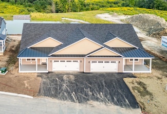 33 Brooks Edge Farm Rd Unit 108, Westbrook, ME 04092