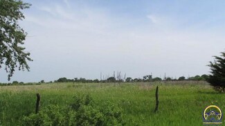 545 Hamilton Rd, Pomona, KS 66076