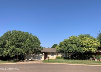 8012 Beaufort Ave, Lubbock, TX 79424