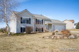 14717 Field Ct NE Unit 7, Cedar Springs, MI 49319