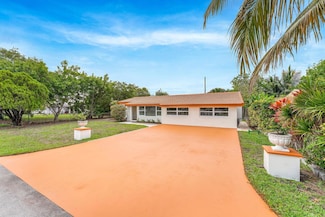 6220 Plunkett St, Hollywood, FL 33023