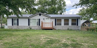 601 Herring St, Brunswick, MO 65236