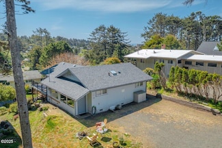 3592 NW 36th Ct, Lincoln City, OR 97367