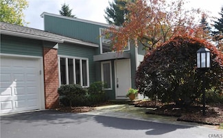 20 Thorndale Rd, Slingerlands, NY 12159