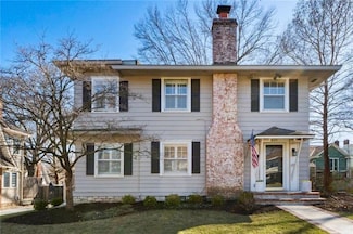 631 W 61st St, Kansas City, MO 64113