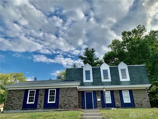 254 Royal Oaks Dr, Fairborn, OH 45324