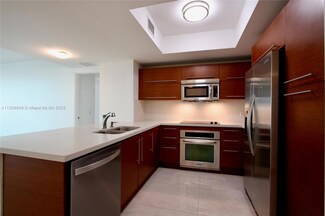 2681 N Flamingo Rd Unit 506, Plantation, FL 33323