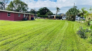 26821 Palm St, Bonita Springs, FL 34135