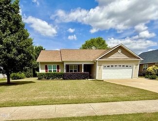 411 Joneshaven Dr, Fuquay Varina, NC 27526
